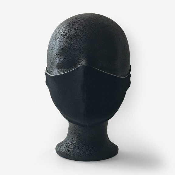 ArianeTruisi-Mask-black2heller ArianeTruisi-Mask-black2heller
